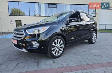 Внедорожник / Кроссовер Ford Escape 2017 в Стрые