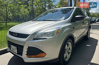 Внедорожник / Кроссовер Ford Escape 2014 в 