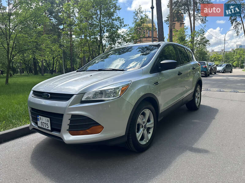 Внедорожник / Кроссовер Ford Escape 2014 в 
