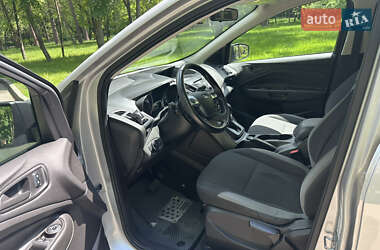 Внедорожник / Кроссовер Ford Escape 2014 в 