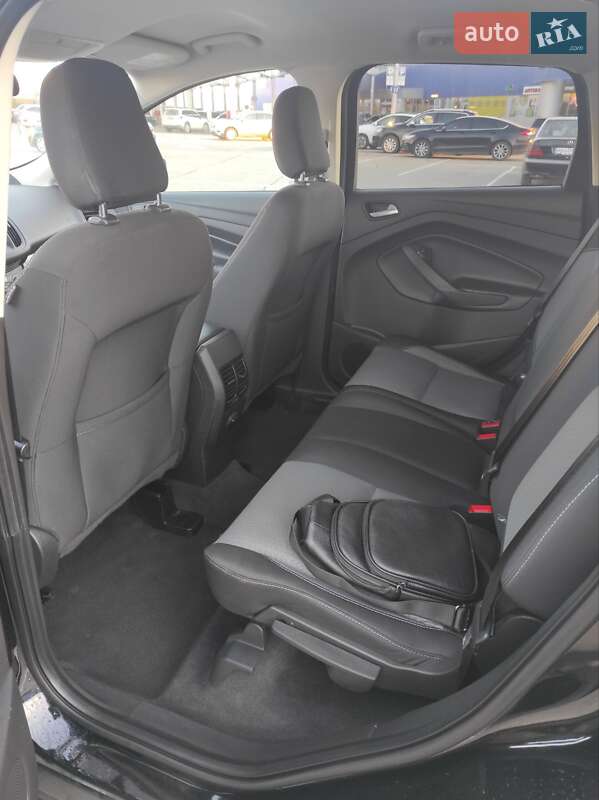 Внедорожник / Кроссовер Ford Escape 2018 в Виннице