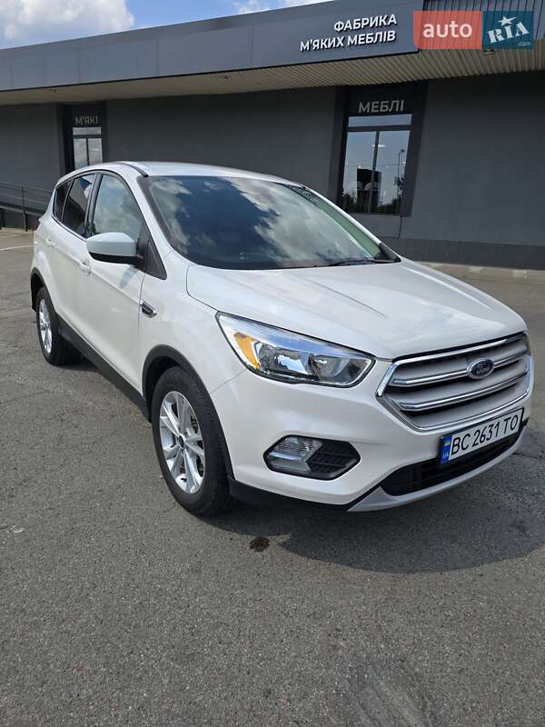 Внедорожник / Кроссовер Ford Escape 2019 в Львове