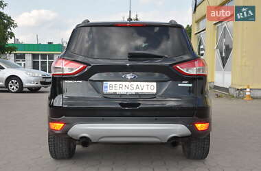 Позашляховик / Кросовер Ford Escape 2013 в 
