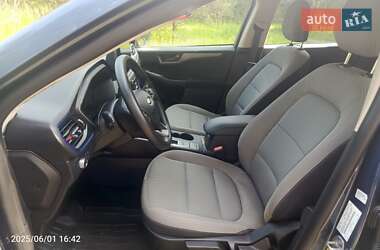 Позашляховик / Кросовер Ford Escape 2020 в 