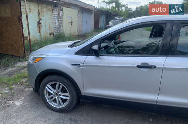 Внедорожник / Кроссовер Ford Escape 2014 в 