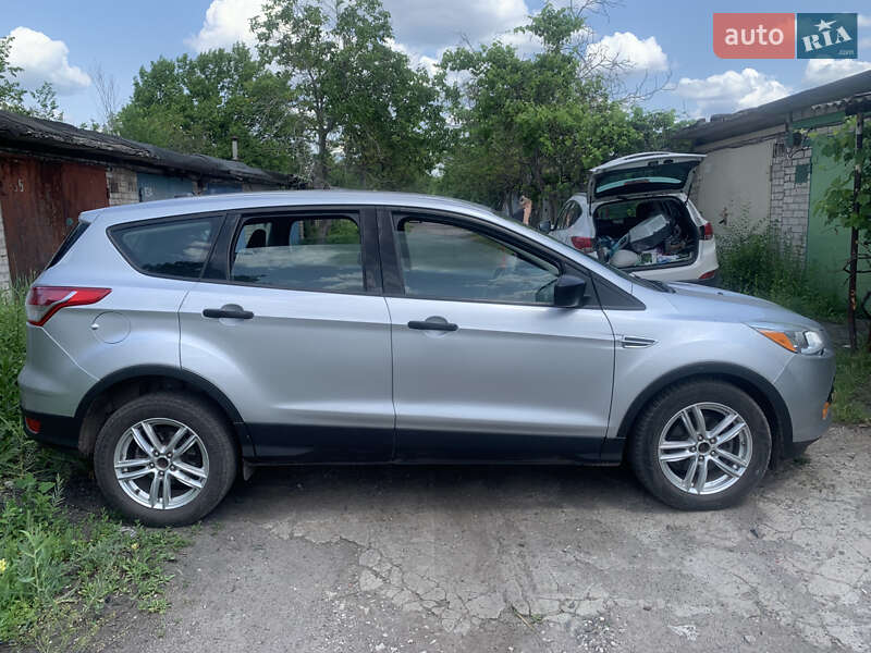 Позашляховик / Кросовер Ford Escape 2014 в Кривому Розі