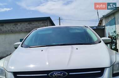 Внедорожник / Кроссовер Ford Escape 2014 в 