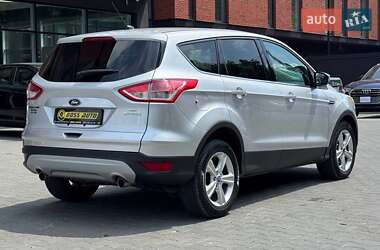 Позашляховик / Кросовер Ford Escape 2013 в 