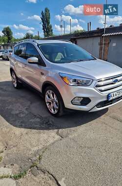 Позашляховик / Кросовер Ford Escape 2019 в Києві