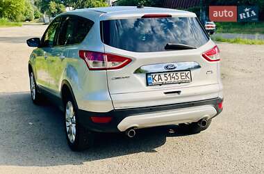 Внедорожник / Кроссовер Ford Escape 2013 в 