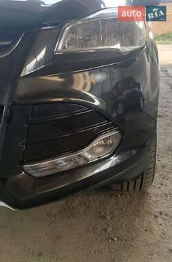 Внедорожник / Кроссовер Ford Escape 2013 в 
