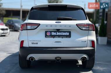 Внедорожник / Кроссовер Ford Escape 2020 в 