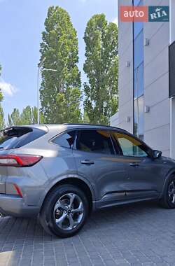 Внедорожник / Кроссовер Ford Escape 2023 в 