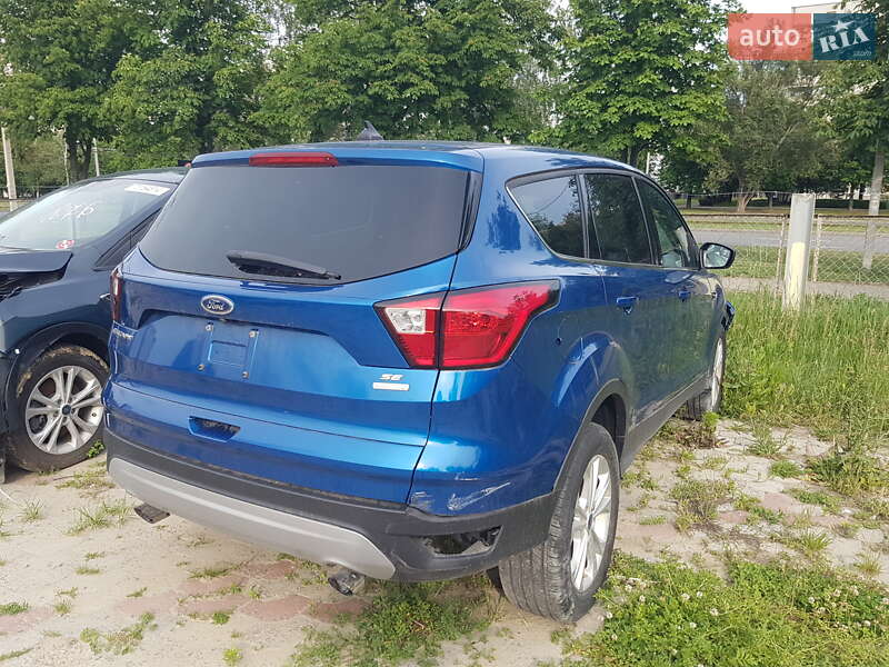 Внедорожник / Кроссовер Ford Escape 2019 в Харькове