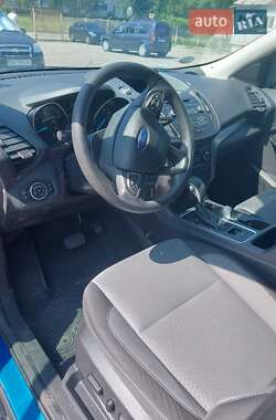 Внедорожник / Кроссовер Ford Escape 2017 в Сумах