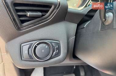 Внедорожник / Кроссовер Ford Escape 2014 в 