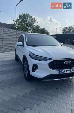 Внедорожник / Кроссовер Ford Escape 2023 в 