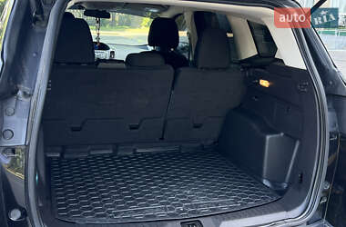 Позашляховик / Кросовер Ford Escape 2014 в 