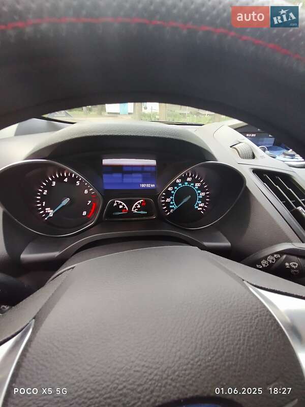 Внедорожник / Кроссовер Ford Escape 2015 в Белой Церкви