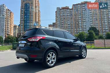 Внедорожник / Кроссовер Ford Escape 2014 в 