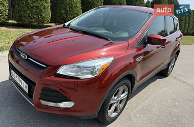 Внедорожник / Кроссовер Ford Escape 2016 в 