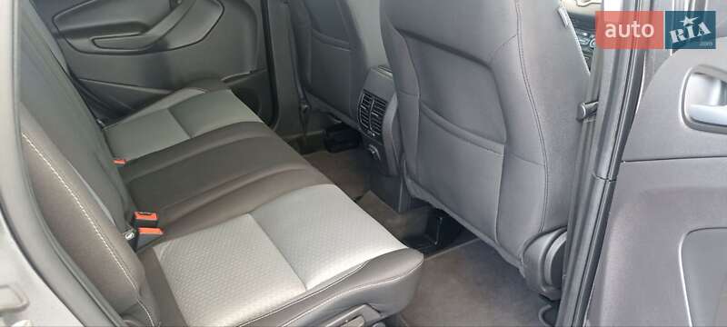Внедорожник / Кроссовер Ford Escape 2018 в Луцке