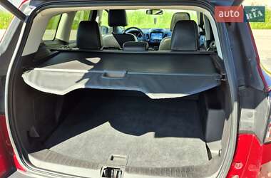 Внедорожник / Кроссовер Ford Escape 2016 в 