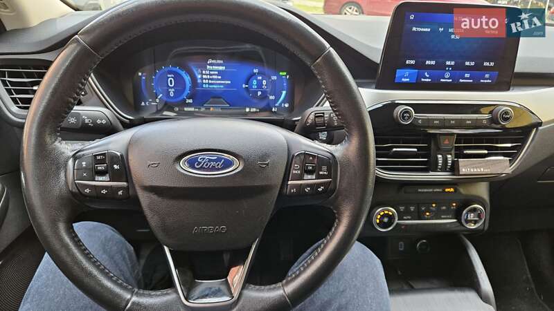 Внедорожник / Кроссовер Ford Escape 2020 в Львове