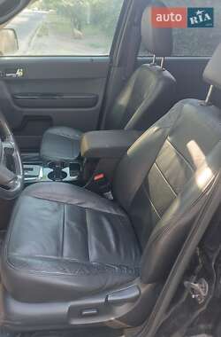 Позашляховик / Кросовер Ford Escape 2012 в 