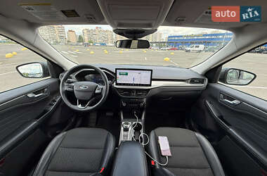 Внедорожник / Кроссовер Ford Escape 2023 в 