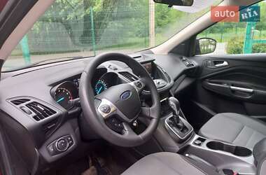 Внедорожник / Кроссовер Ford Escape 2013 в 