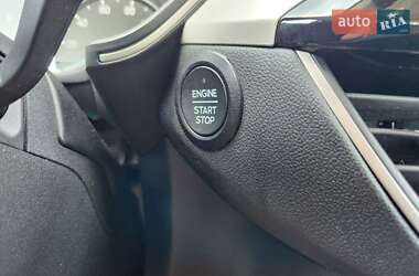 Внедорожник / Кроссовер Ford Escape 2021 в 
