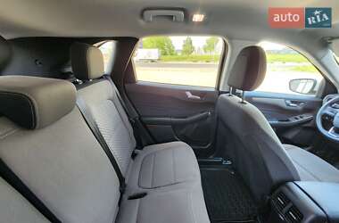Внедорожник / Кроссовер Ford Escape 2021 в 
