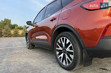 Внедорожник / Кроссовер Ford Escape 2019 в 
