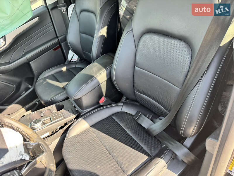 Внедорожник / Кроссовер Ford Escape 2021 в Киеве