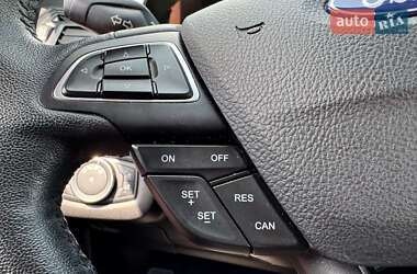 Внедорожник / Кроссовер Ford Escape 2019 в 