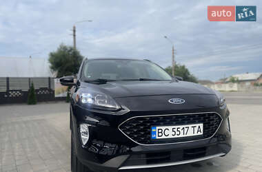 Внедорожник / Кроссовер Ford Escape 2020 в 