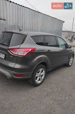 Внедорожник / Кроссовер Ford Escape 2015 в Киеве