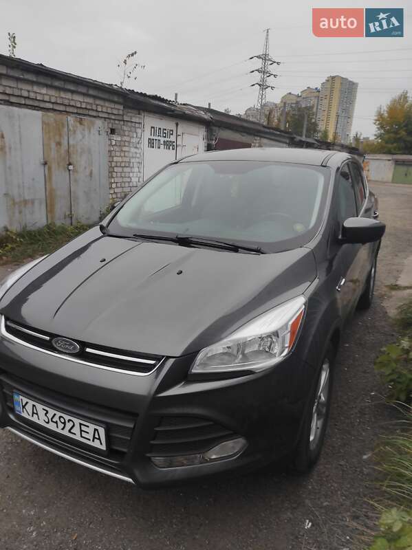 Позашляховик / Кросовер Ford Escape 2015 в Києві
