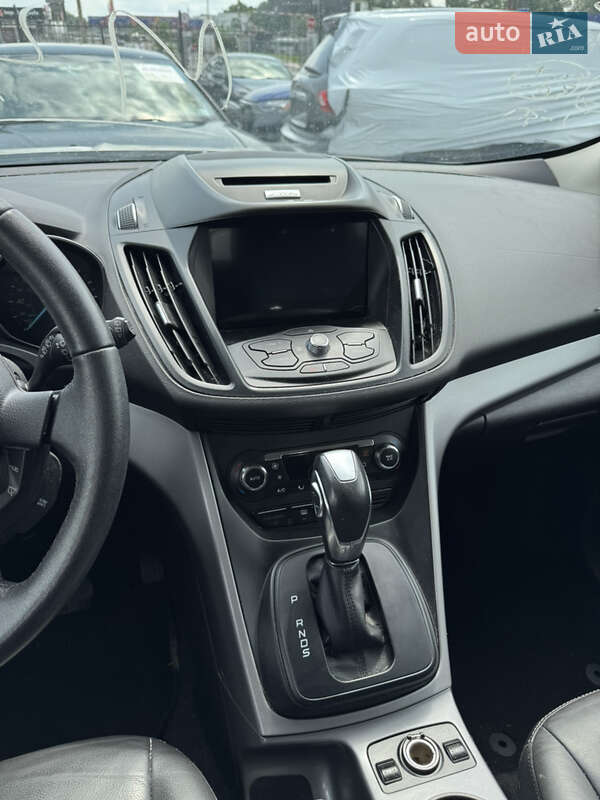 Внедорожник / Кроссовер Ford Escape 2016 в Киеве фото 9 Внедорожник / Кроссовер Ford Escape 2016 в Киеве