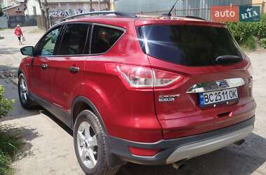 Внедорожник / Кроссовер Ford Escape 2014 в 