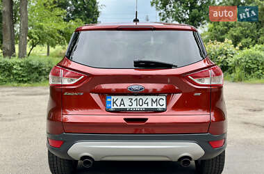 Внедорожник / Кроссовер Ford Escape 2015 в 