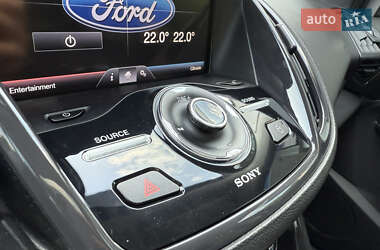 Внедорожник / Кроссовер Ford Escape 2014 в 