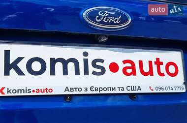 Внедорожник / Кроссовер Ford Escape 2018 в 