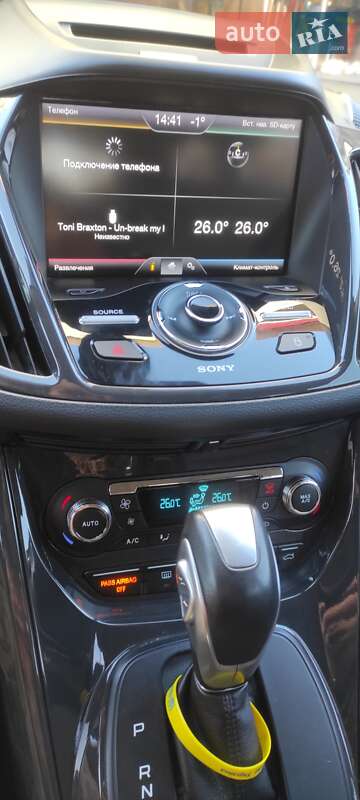 Внедорожник / Кроссовер Ford Escape 2015 в Мирополе