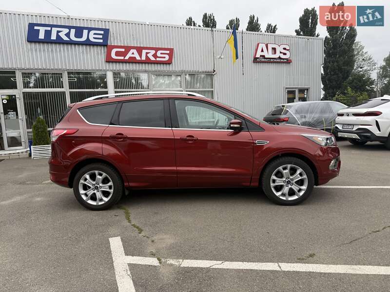Позашляховик / Кросовер Ford Escape 2015 в Києві