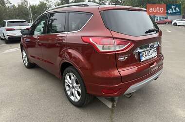 Внедорожник / Кроссовер Ford Escape 2015 в 