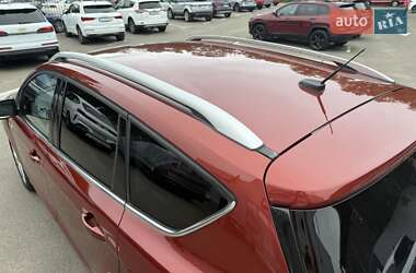 Внедорожник / Кроссовер Ford Escape 2015 в 