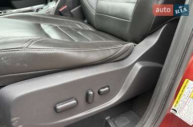 Внедорожник / Кроссовер Ford Escape 2015 в 