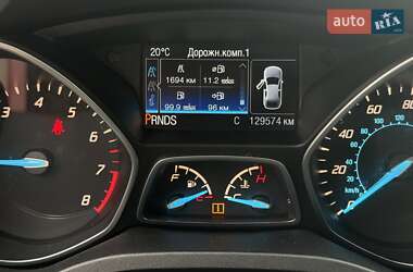 Внедорожник / Кроссовер Ford Escape 2015 в 